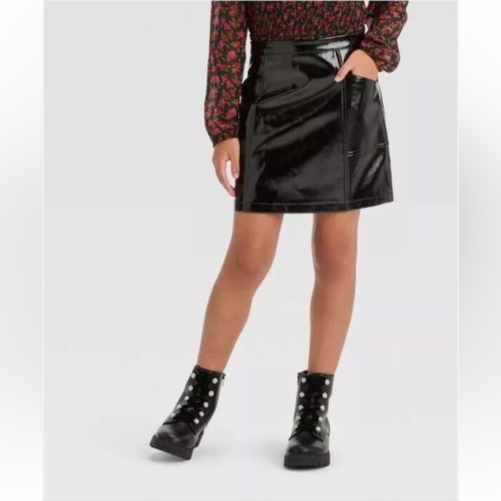 Art Class Girls Faux Leather Mini Skirt Black Size L (10/12) NWT